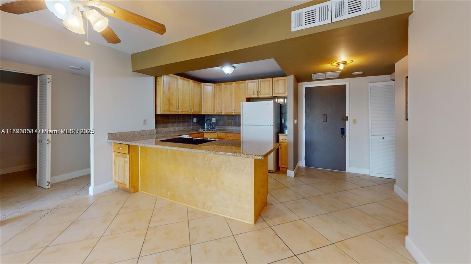 600 Three Iss Blvd #219