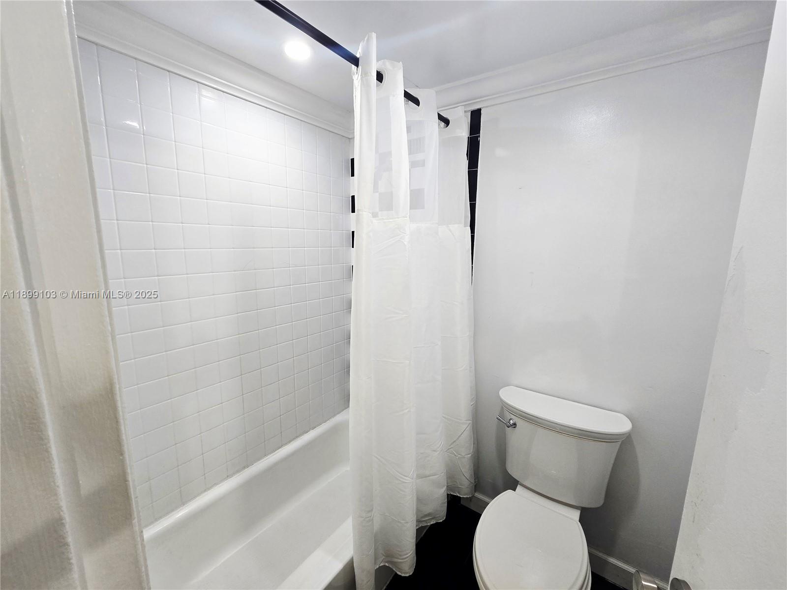 image South Bay Club9