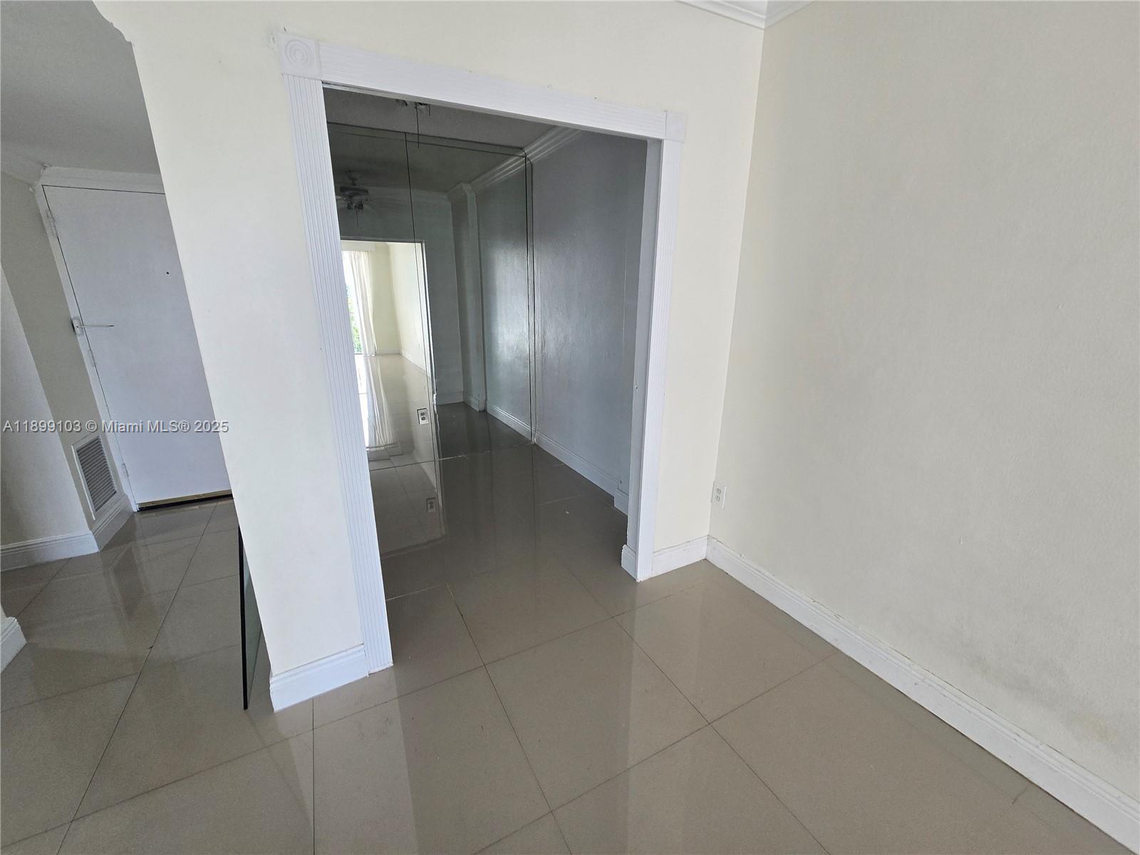 image South Bay Club6