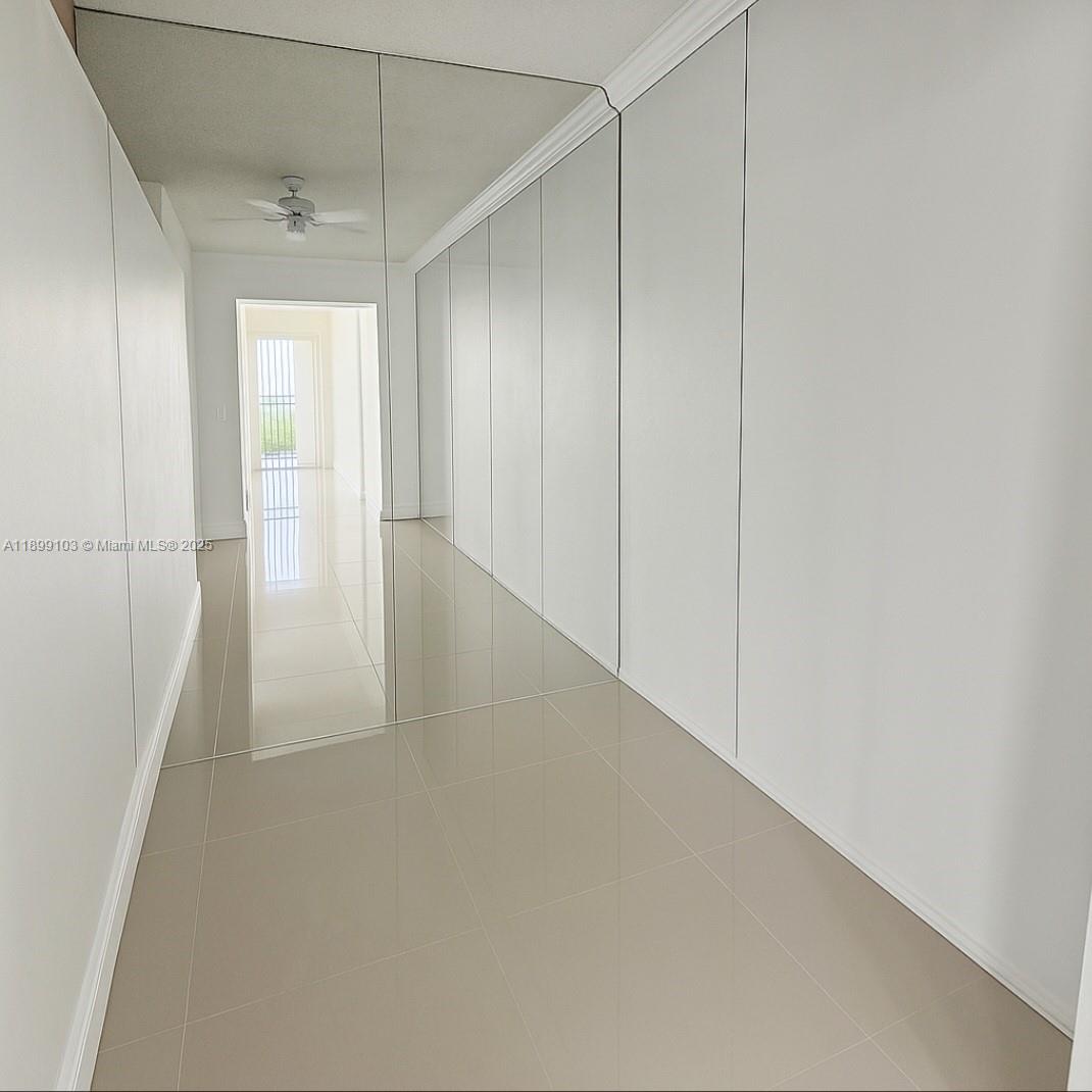 image South Bay Club7