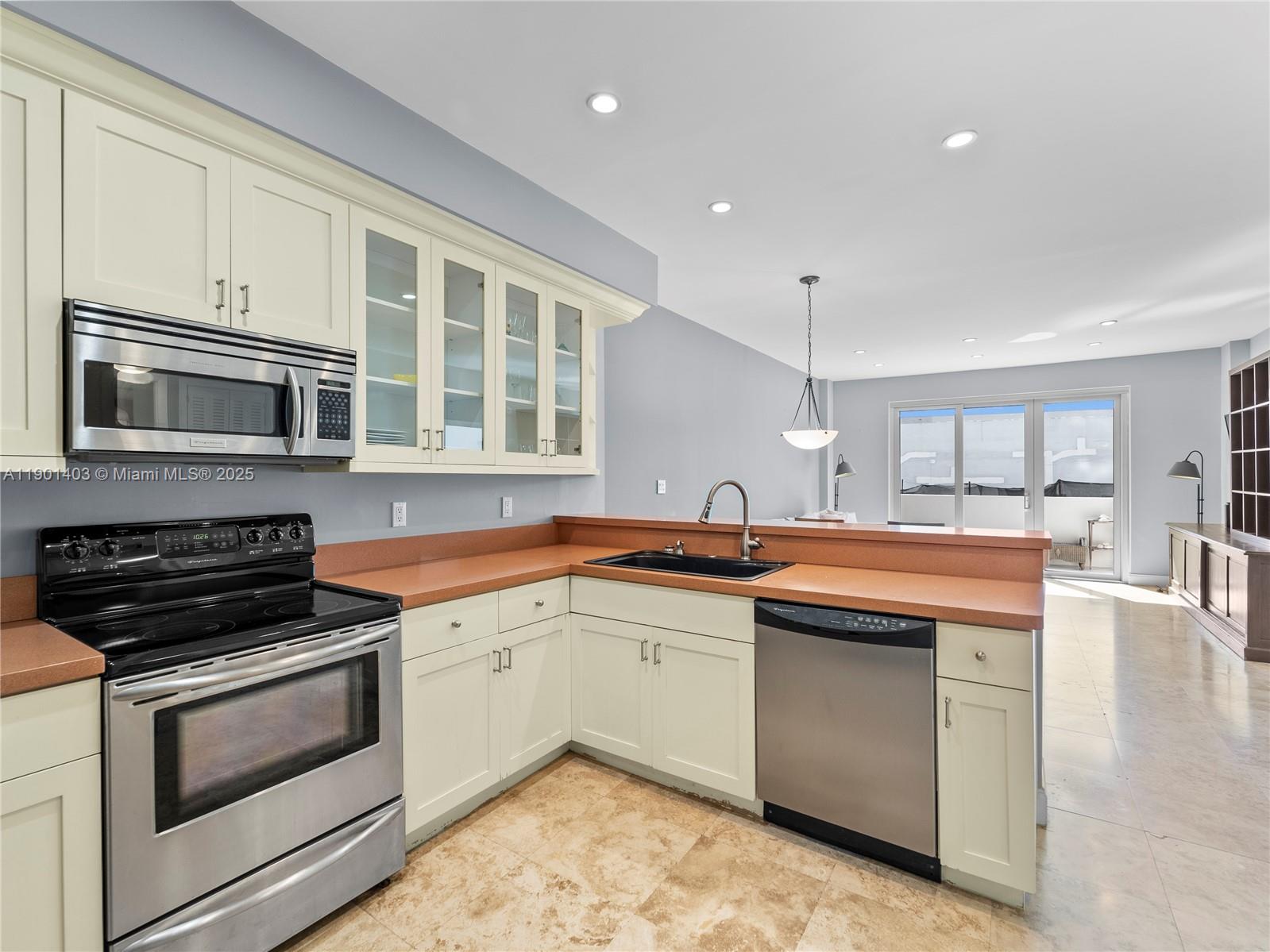 5 Island Ave #LE Miami Beach, FL 33139