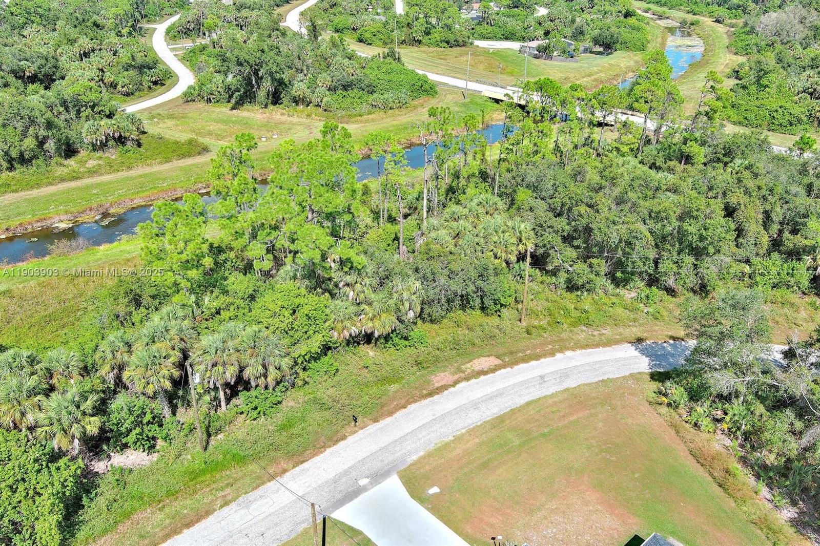 Blackwood Cir North Port, FL 34288