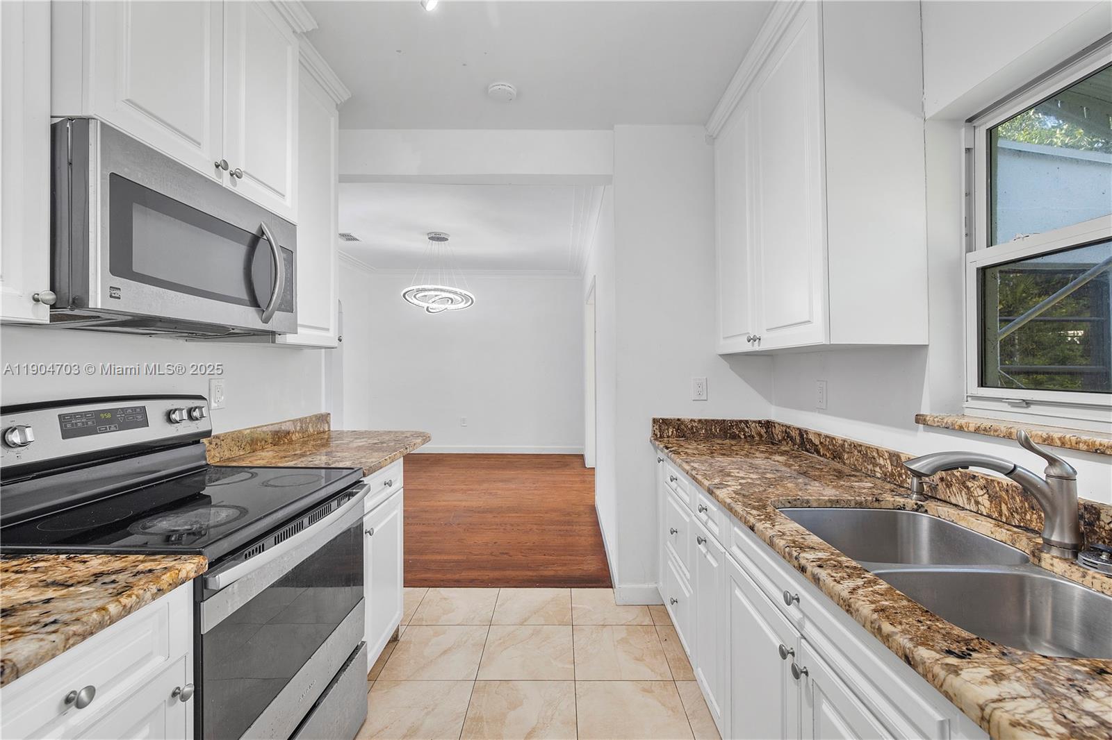 8826 Emerson Ave Surfside, FL 33154