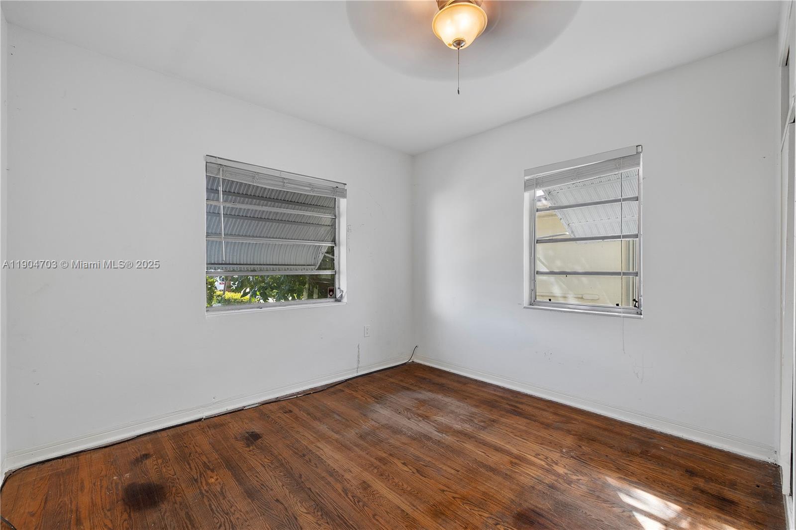 8826 Emerson Ave Surfside, FL 33154