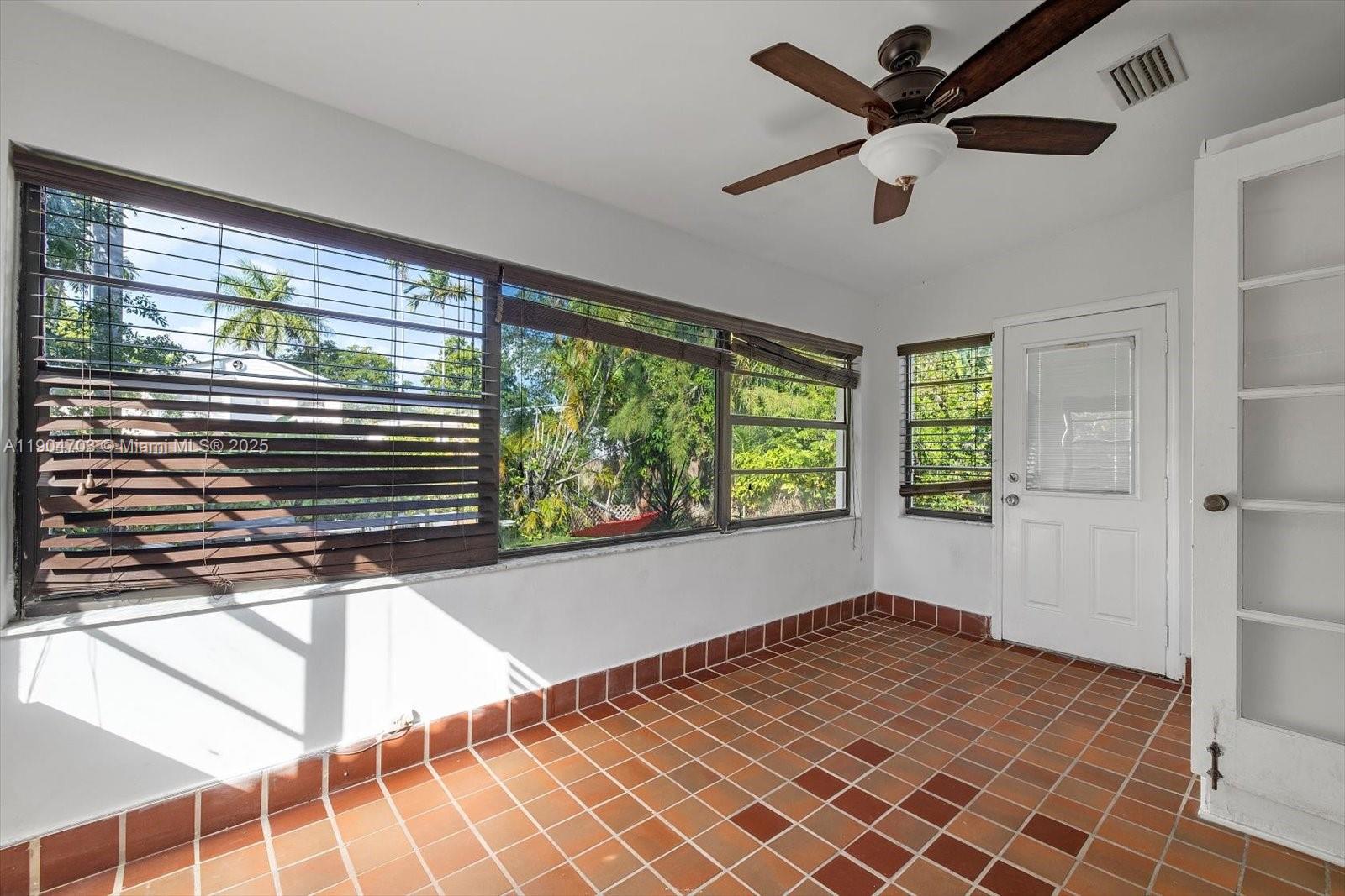 8826 Emerson Ave Surfside, FL 33154