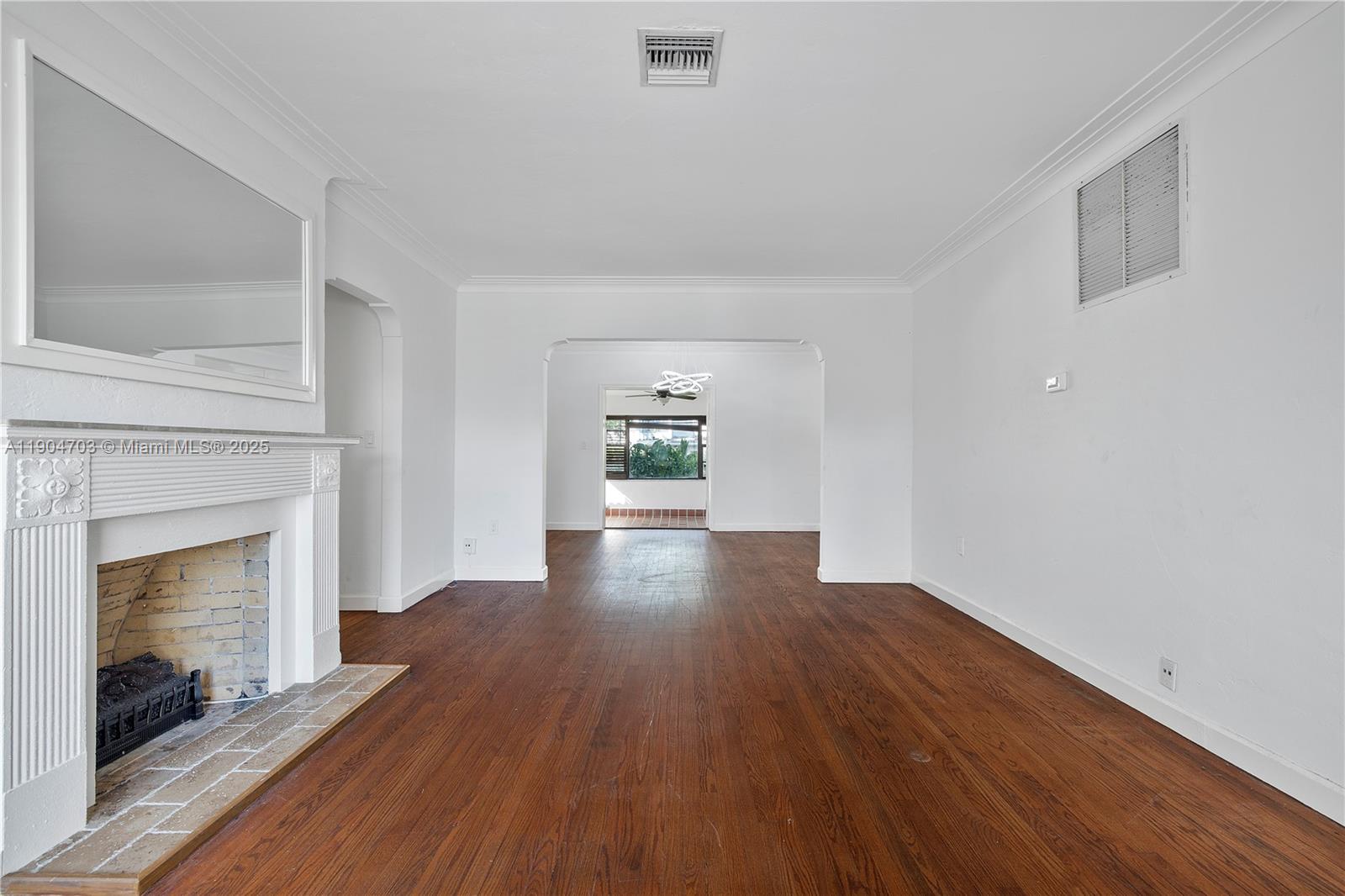 8826 Emerson Ave Surfside, FL 33154