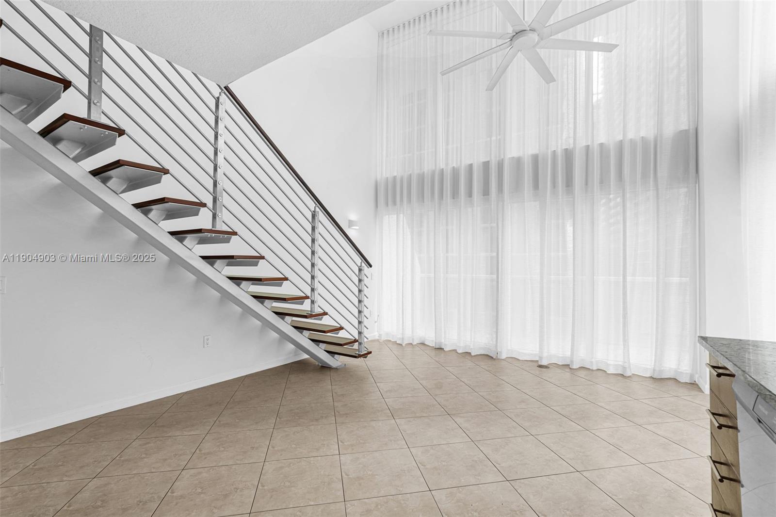 image Brickell On The River S T17