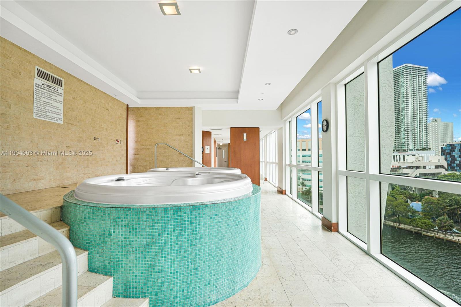 image Brickell On The River S T42