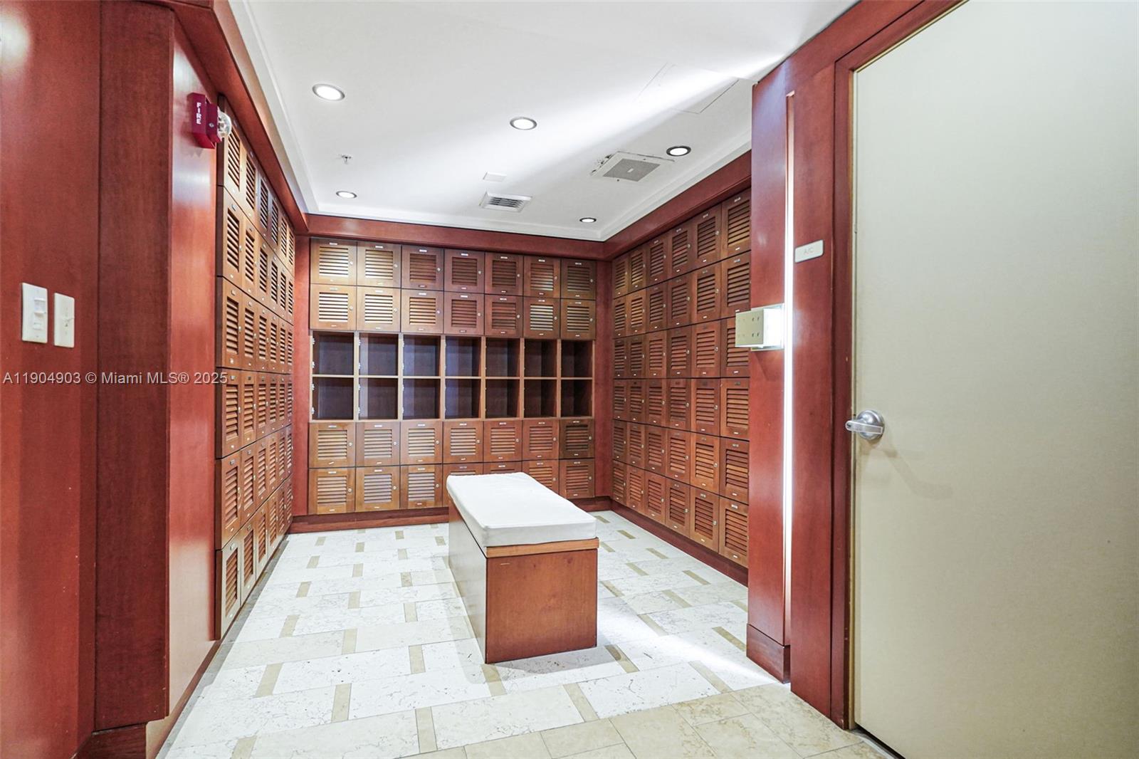 image Brickell On The River S T47