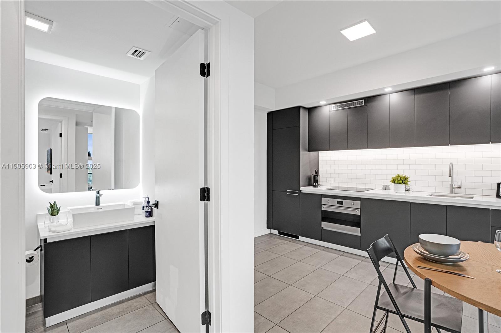 image 2nd Street Condo13