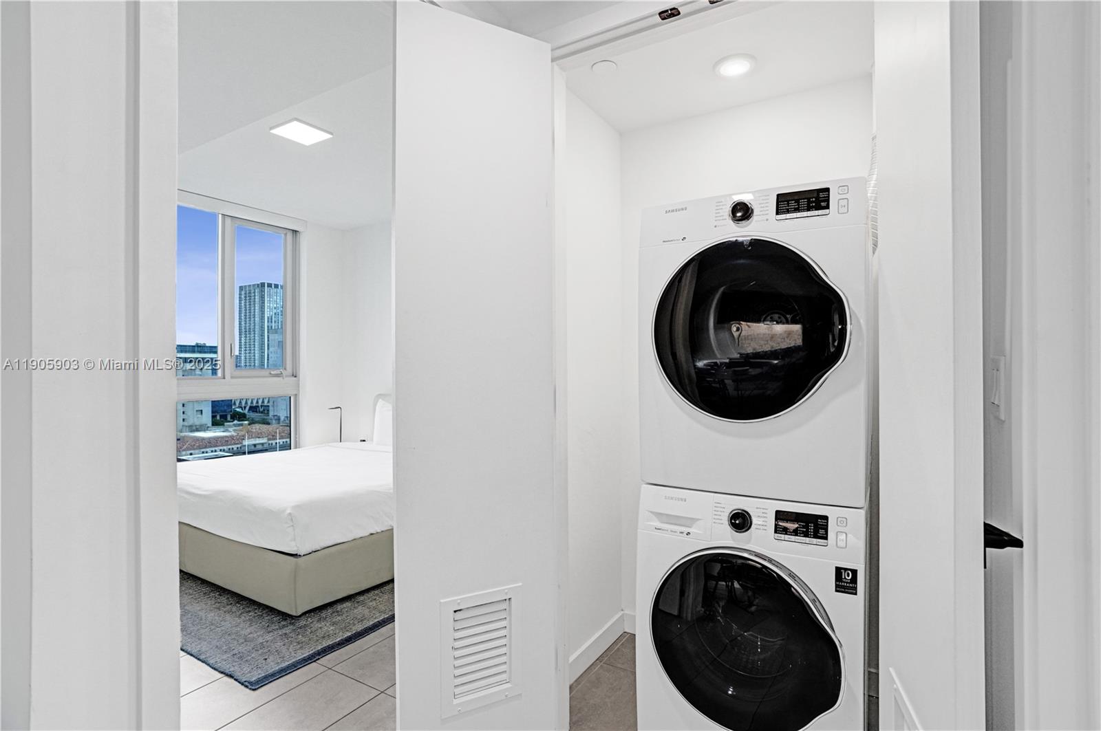 image 2nd Street Condo20