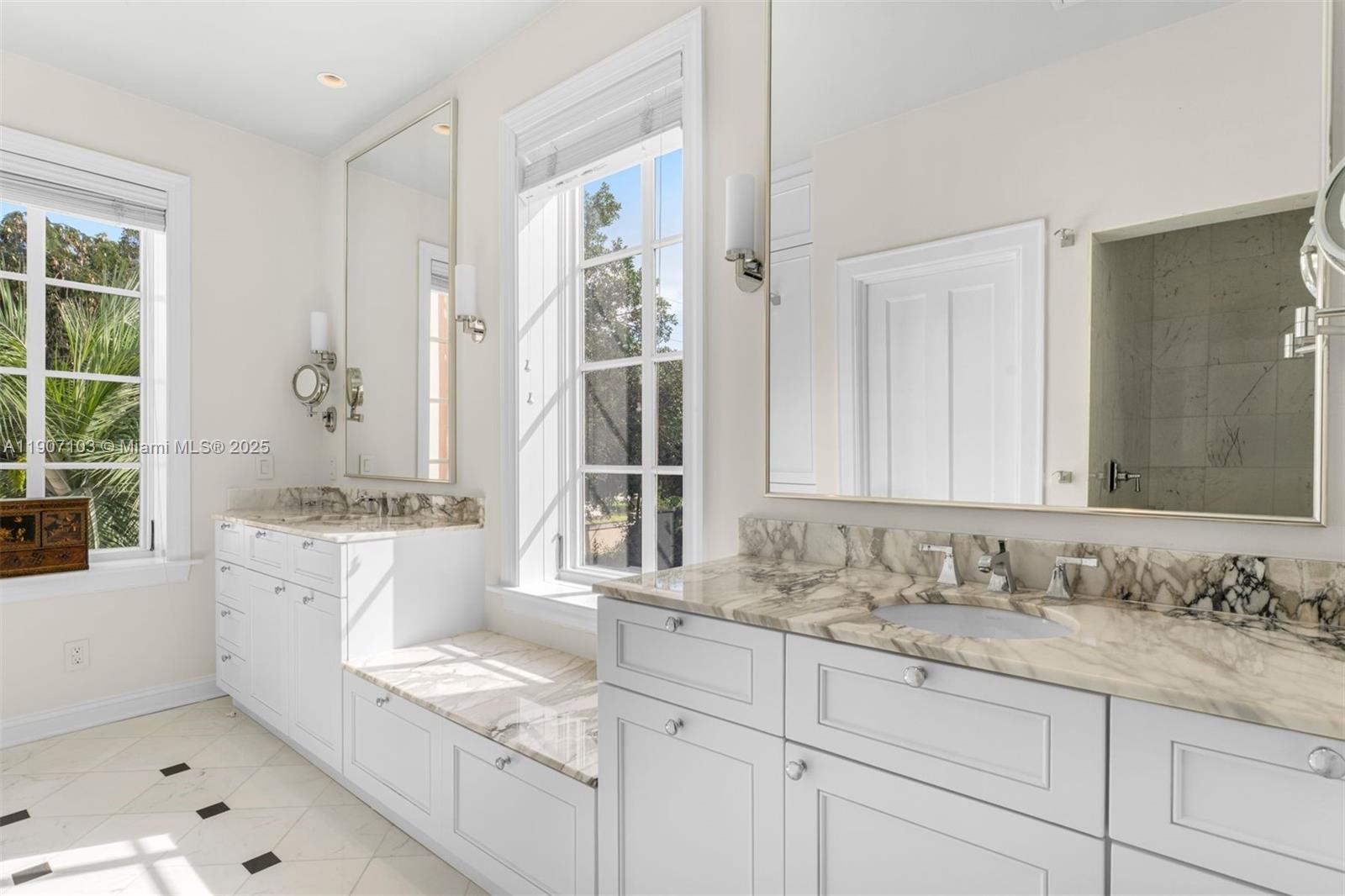 1004 Cotorro Ave Coral Gables, FL 33146