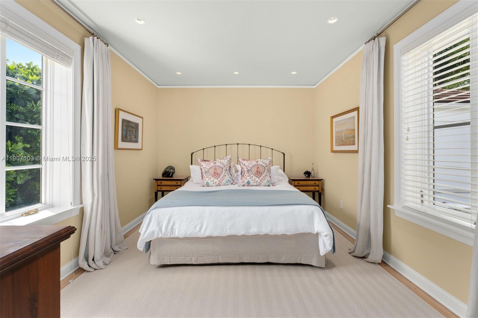 1004 Cotorro Ave Coral Gables, FL 33146