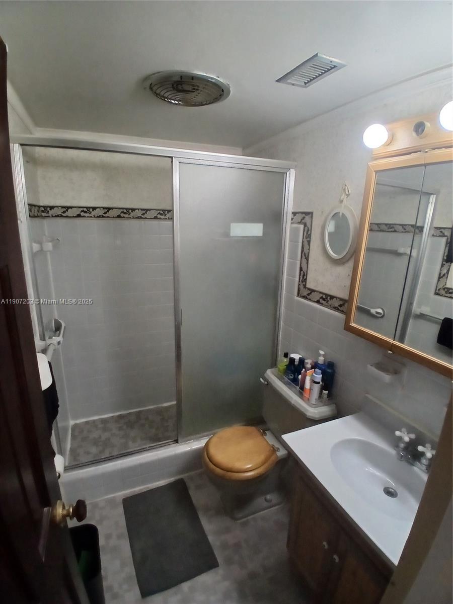 1000 SE 4th St #224 Fort Lauderdale, FL 33301