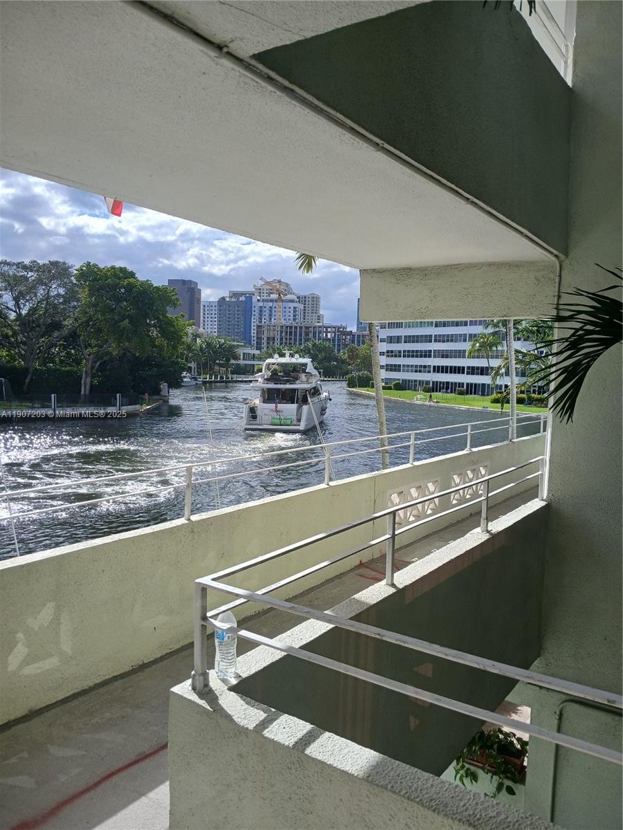 1000 SE 4th St #224 Fort Lauderdale, FL 33301