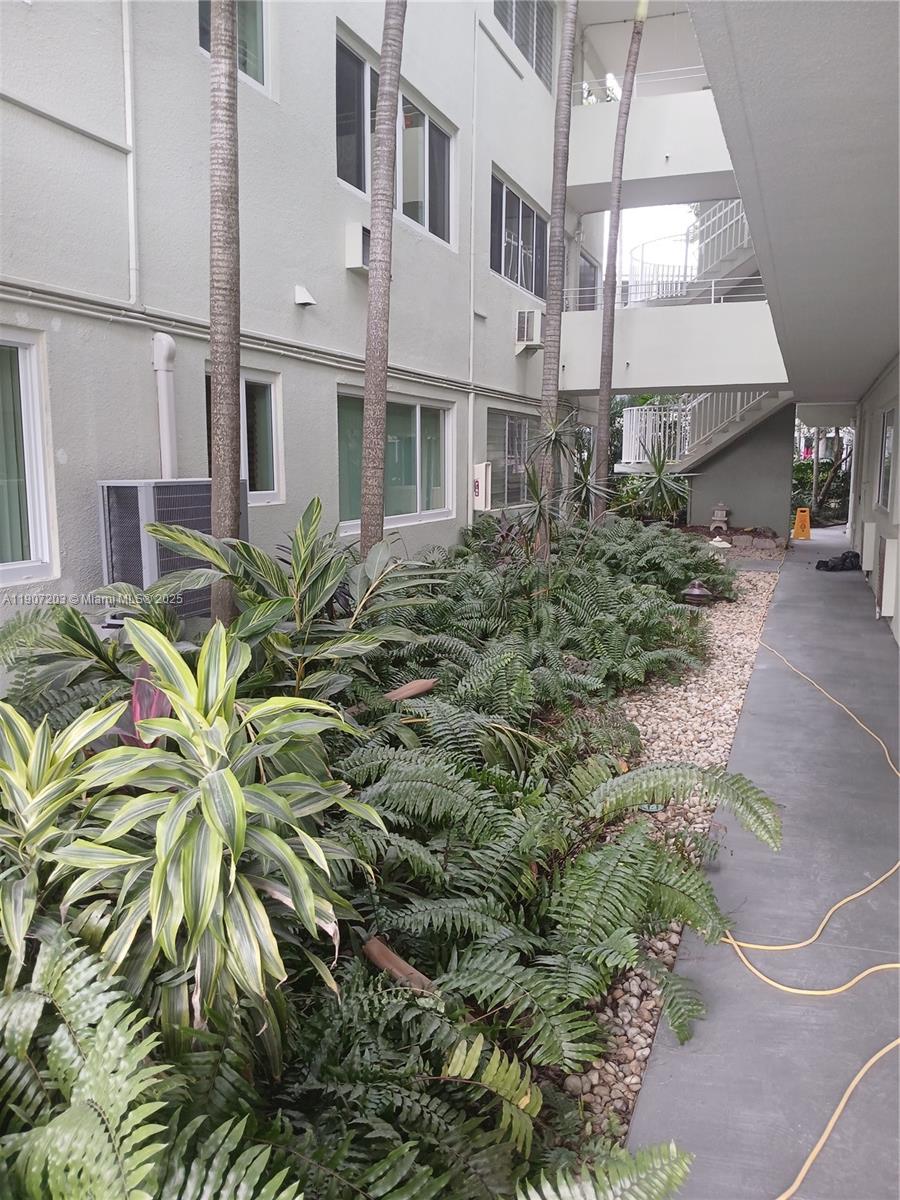 1000 SE 4th St #224 Fort Lauderdale, FL 33301