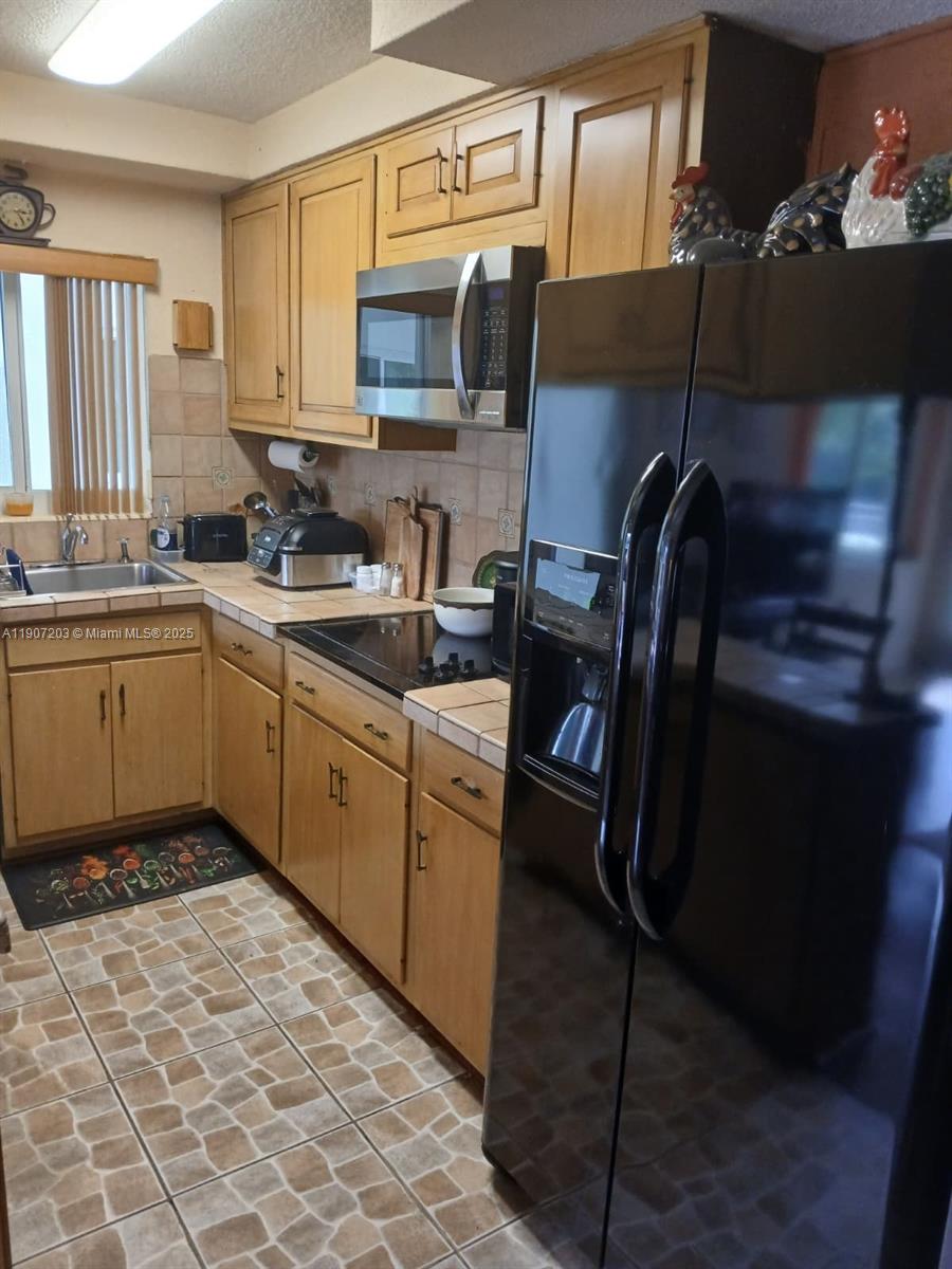 1000 SE 4th St #224 Fort Lauderdale, FL 33301