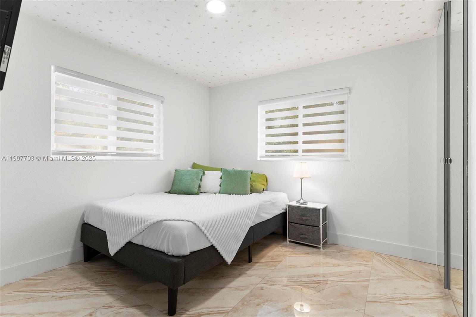 1823 SW 29th St Fort Lauderdale, FL 33315