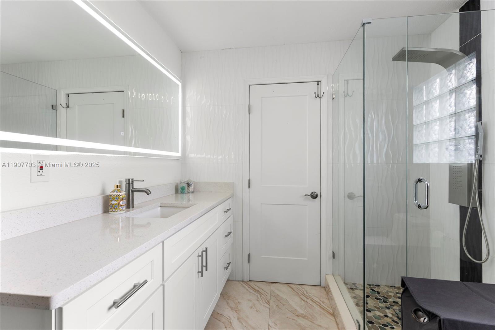 1823 SW 29th St Fort Lauderdale, FL 33315