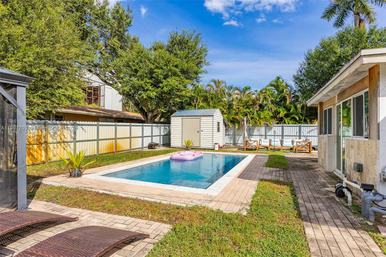 1823 SW 29th St Fort Lauderdale, FL 33315