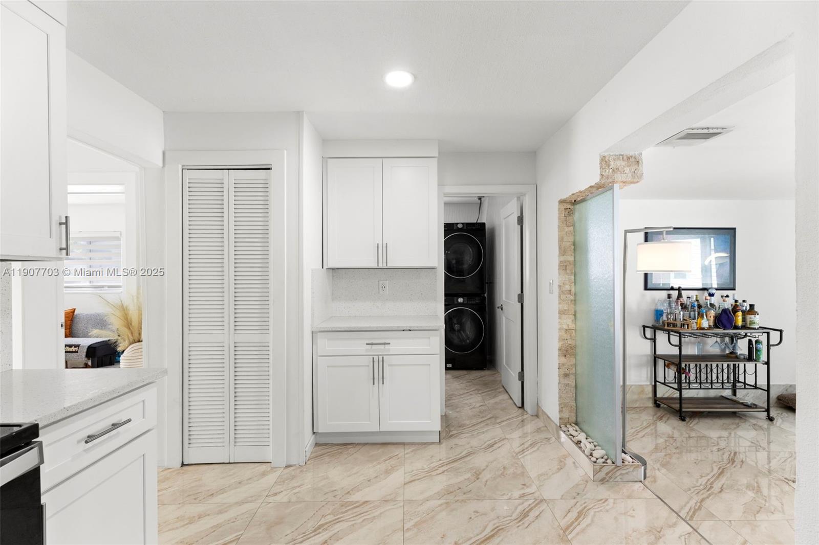 1823 SW 29th St Fort Lauderdale, FL 33315