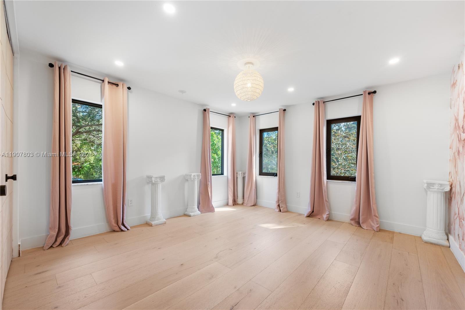 4950 SW 63rd Ave South Miami, FL 33155