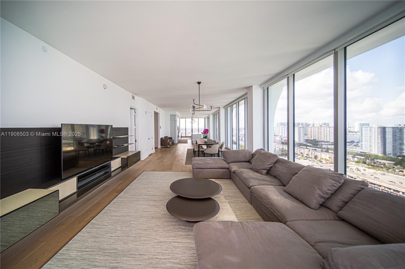 image Jade Signature5