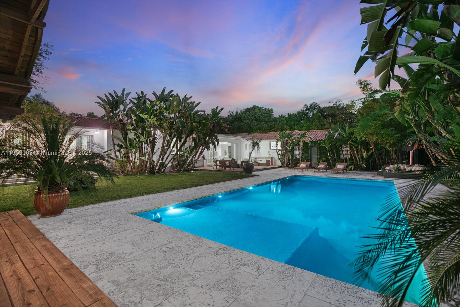 575 Hibiscus Ln Miami, FL 33137