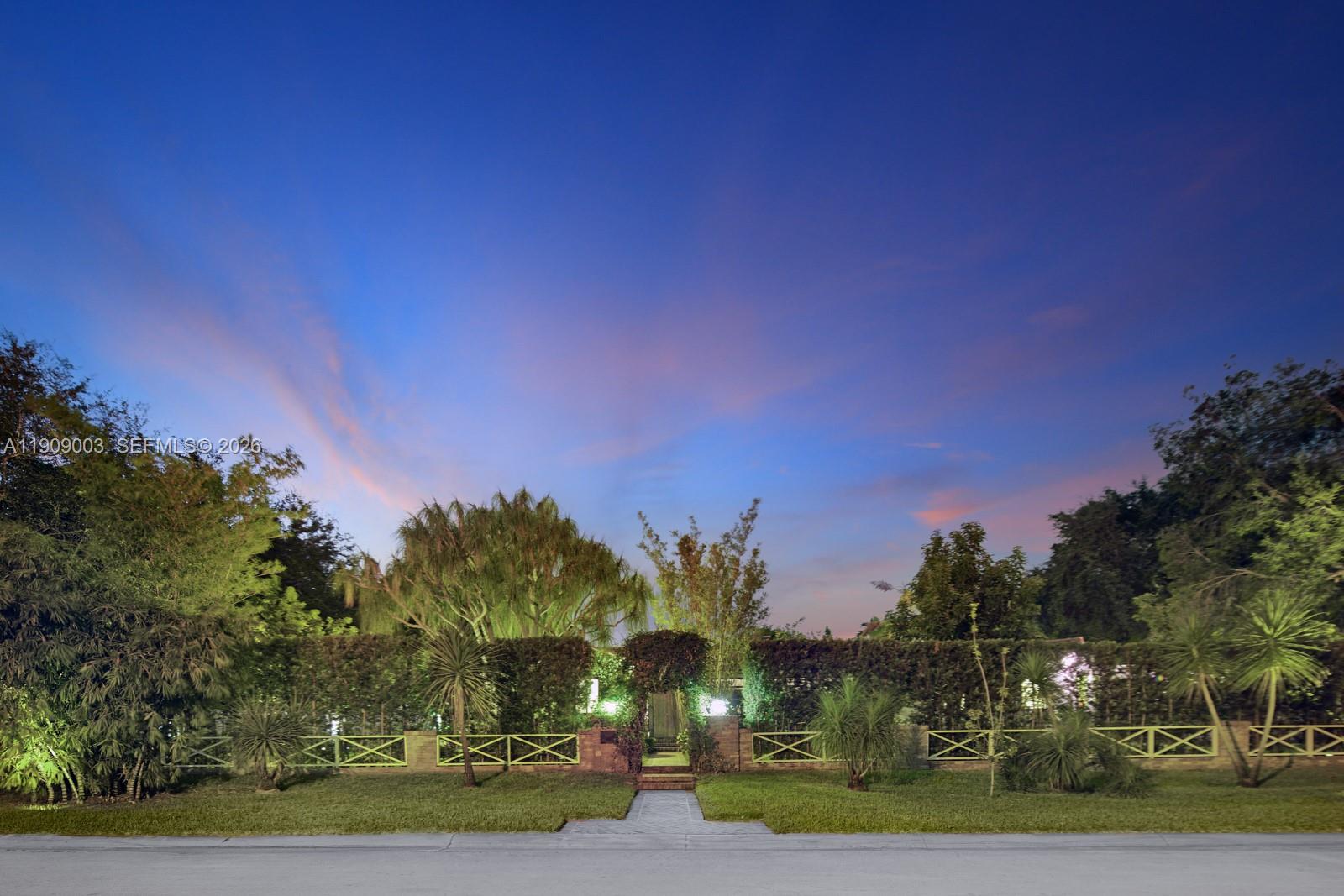 575 Hibiscus Ln Miami, FL 33137