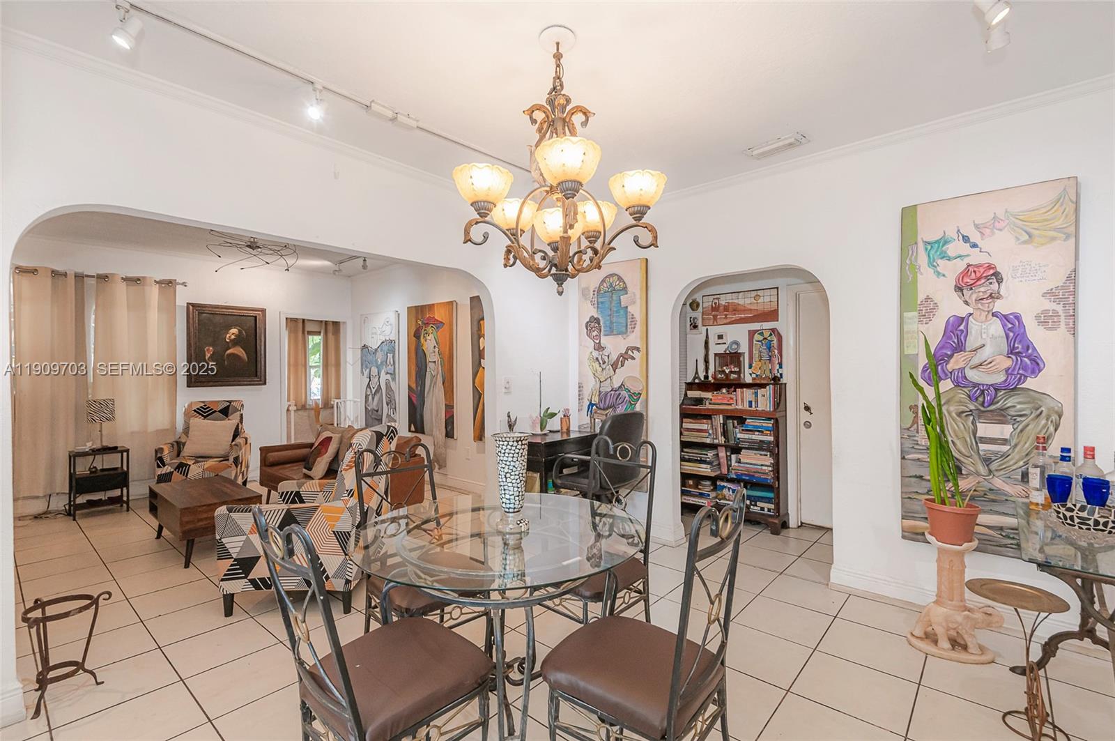 710 SW 13th Ave Miami, FL 33135