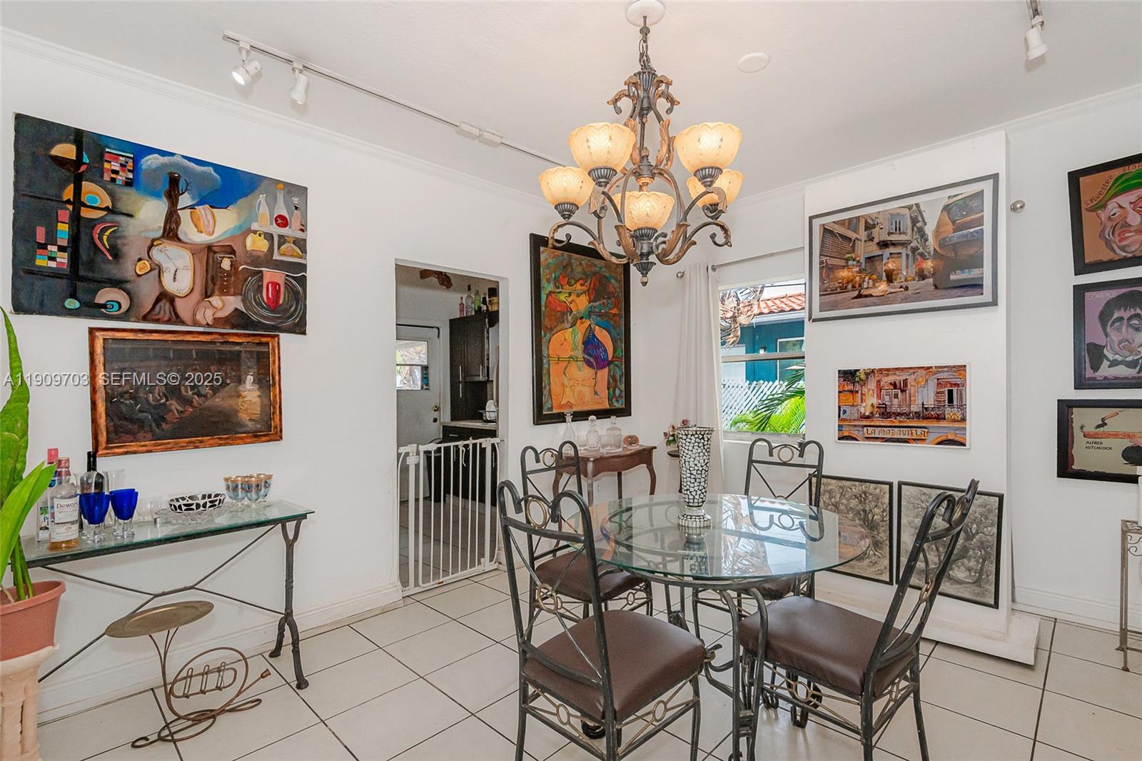 710 SW 13th Ave Miami, FL 33135