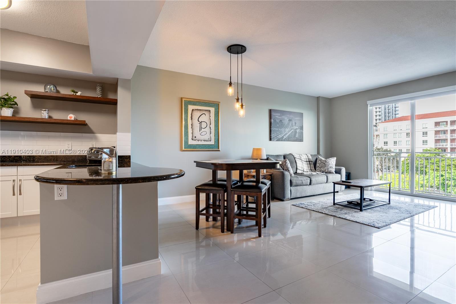 7270 SW 88th St #B302