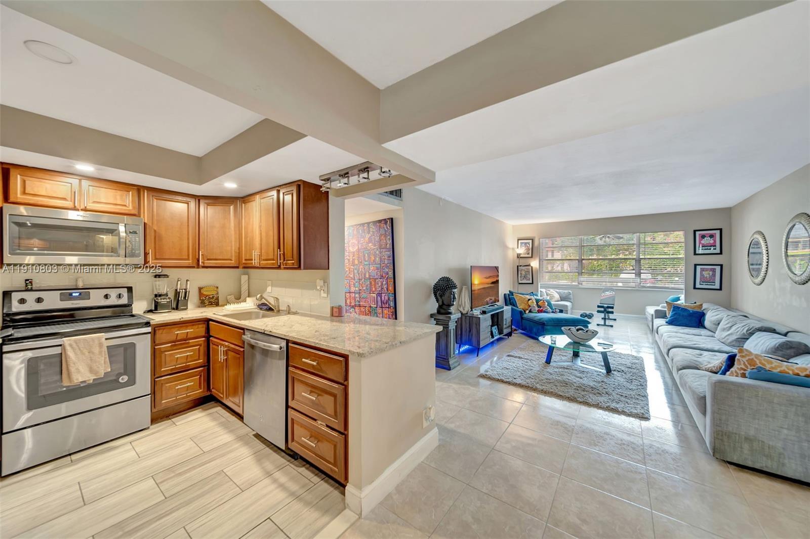 6700 Cypress Rd #105