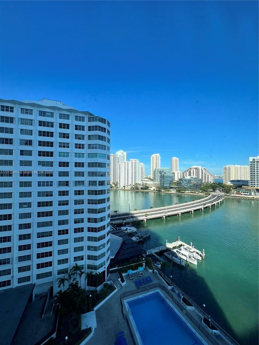 905 Brickell Bay Dr #1431
