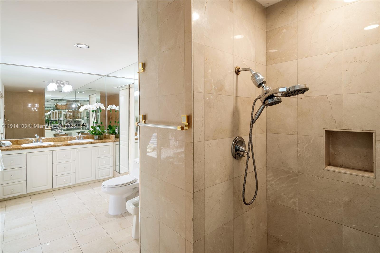 3765 Carmen Ct Coconut Grove, FL 33133