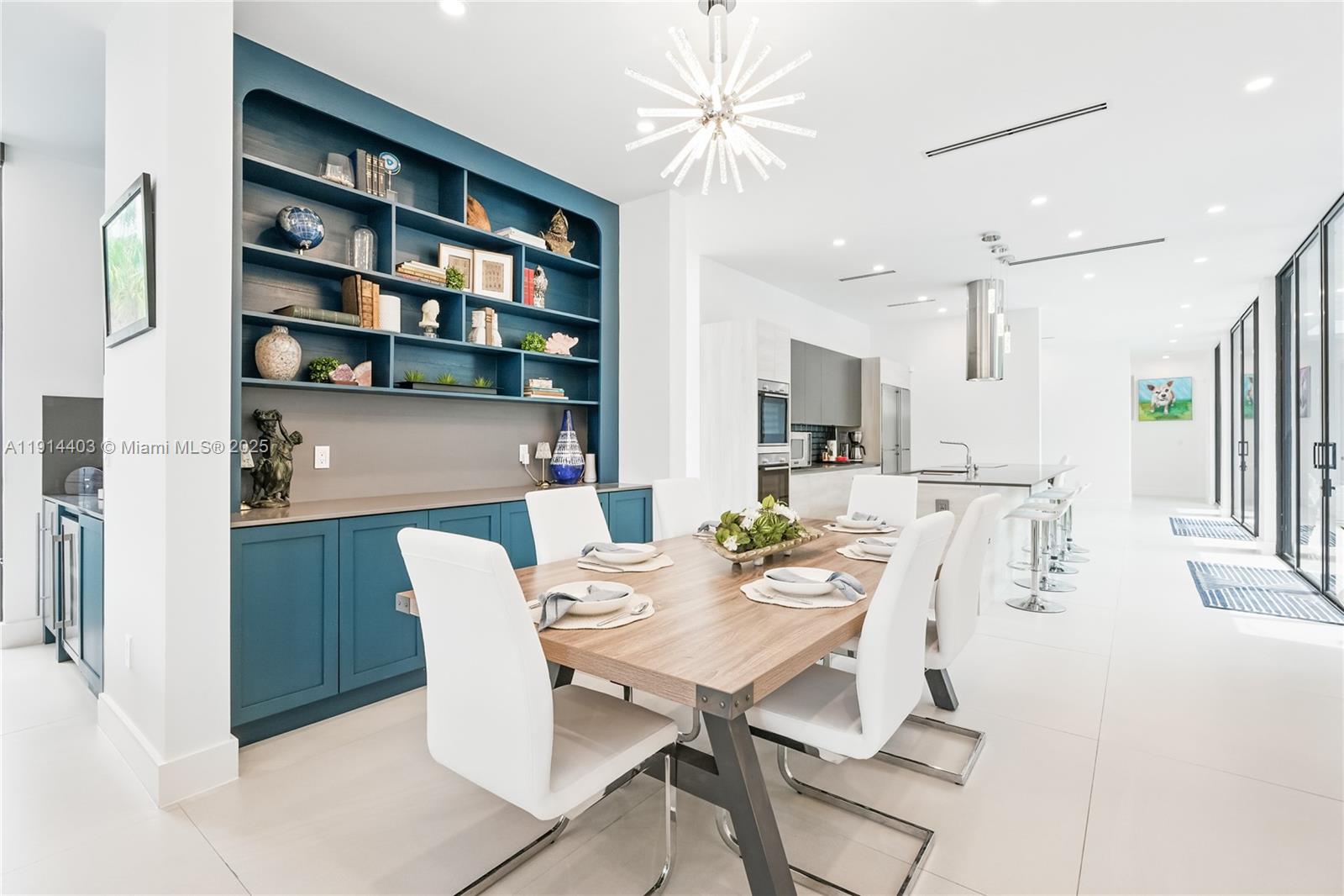 1845 NE 124th St North Miami, FL 33181