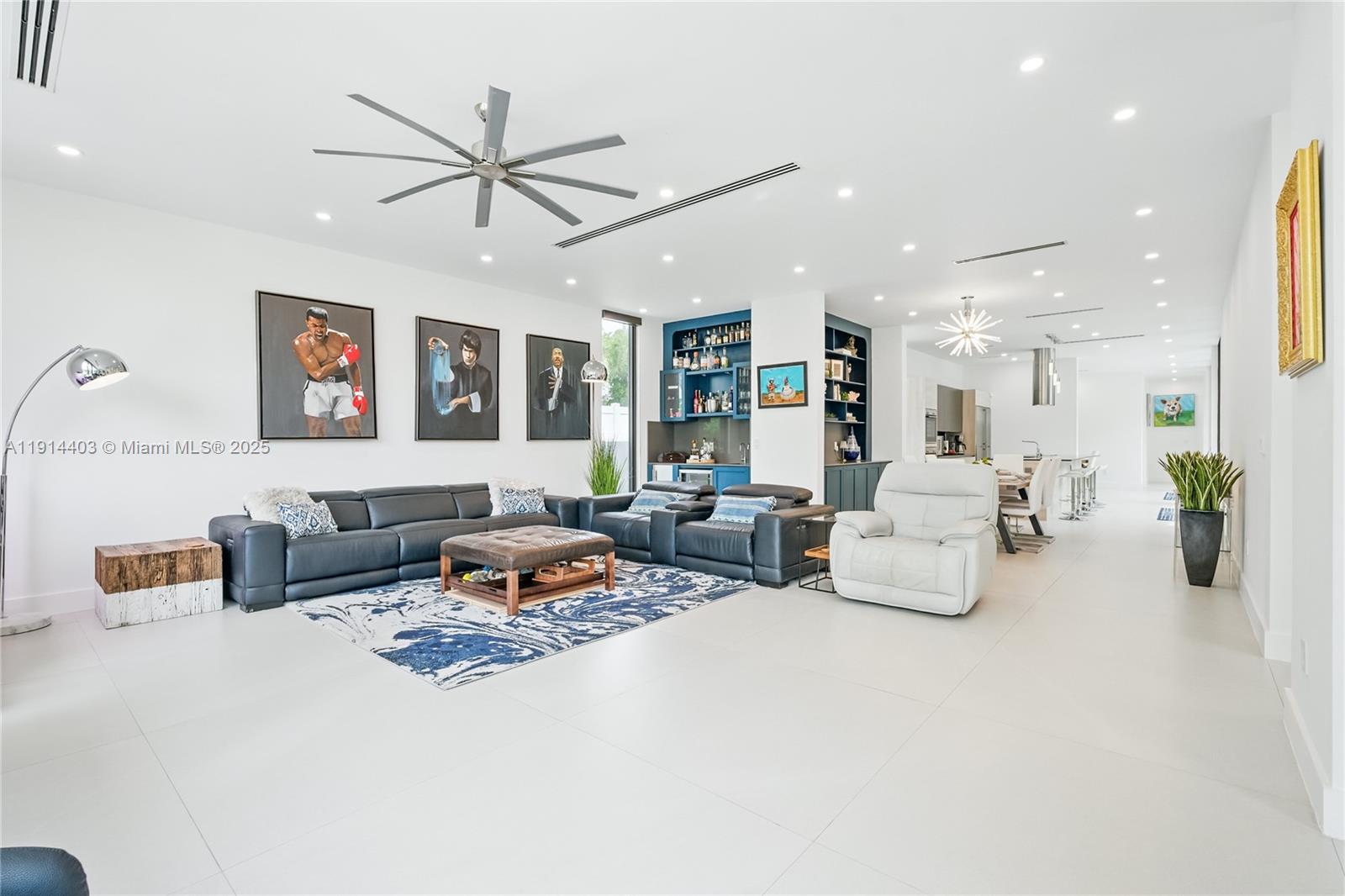 1845 NE 124th St North Miami, FL 33181