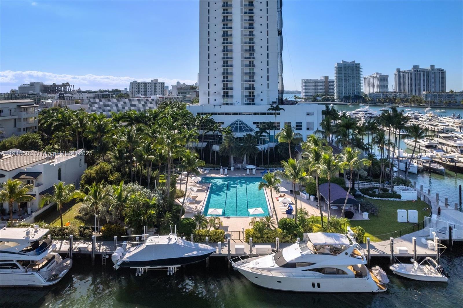 1413 Sunset Harbour Dr #208 Miami Beach, FL 33139