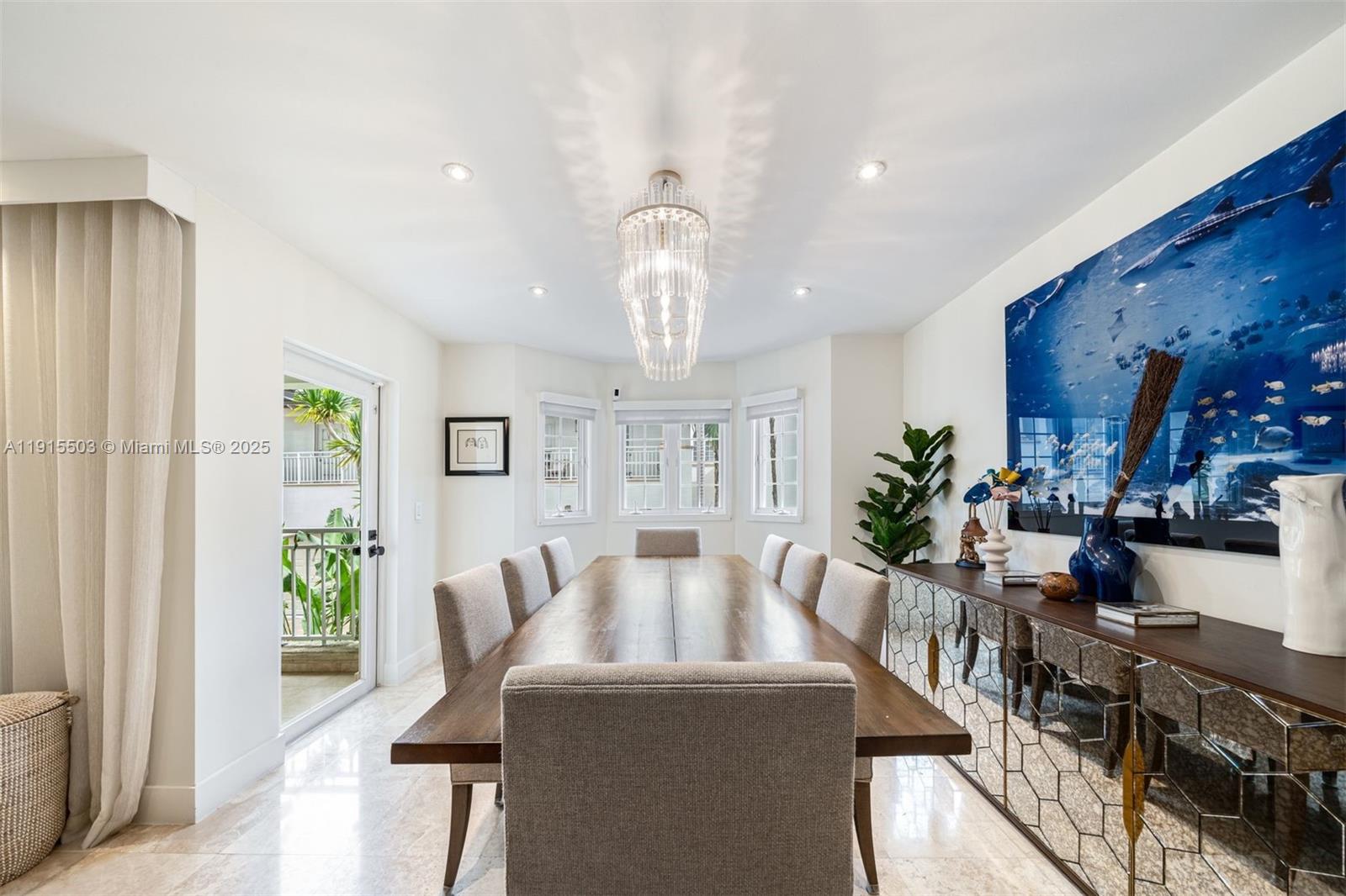 1413 Sunset Harbour Dr #208 Miami Beach, FL 33139