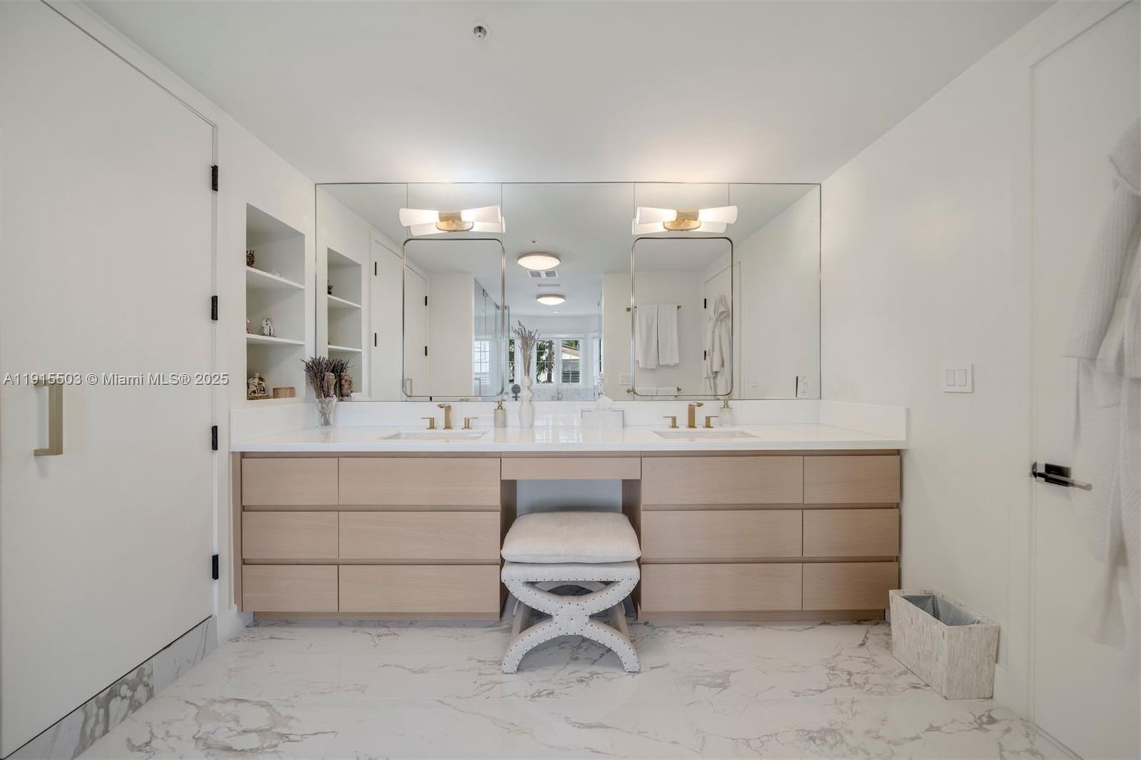 1413 Sunset Harbour Dr #208 Miami Beach, FL 33139