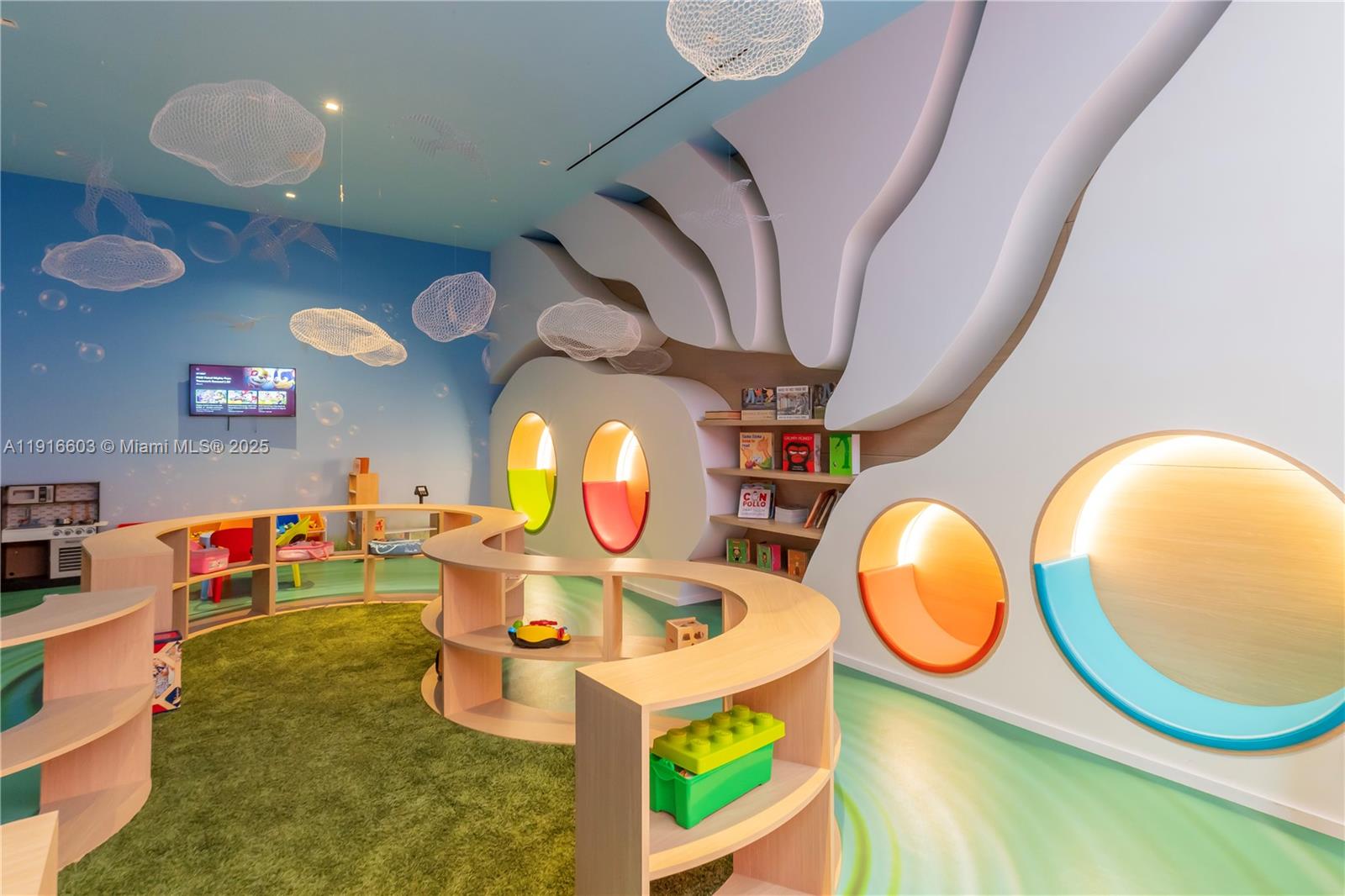 17975 Collins Ave #2402 Sunny Isles Beach, FL 33160