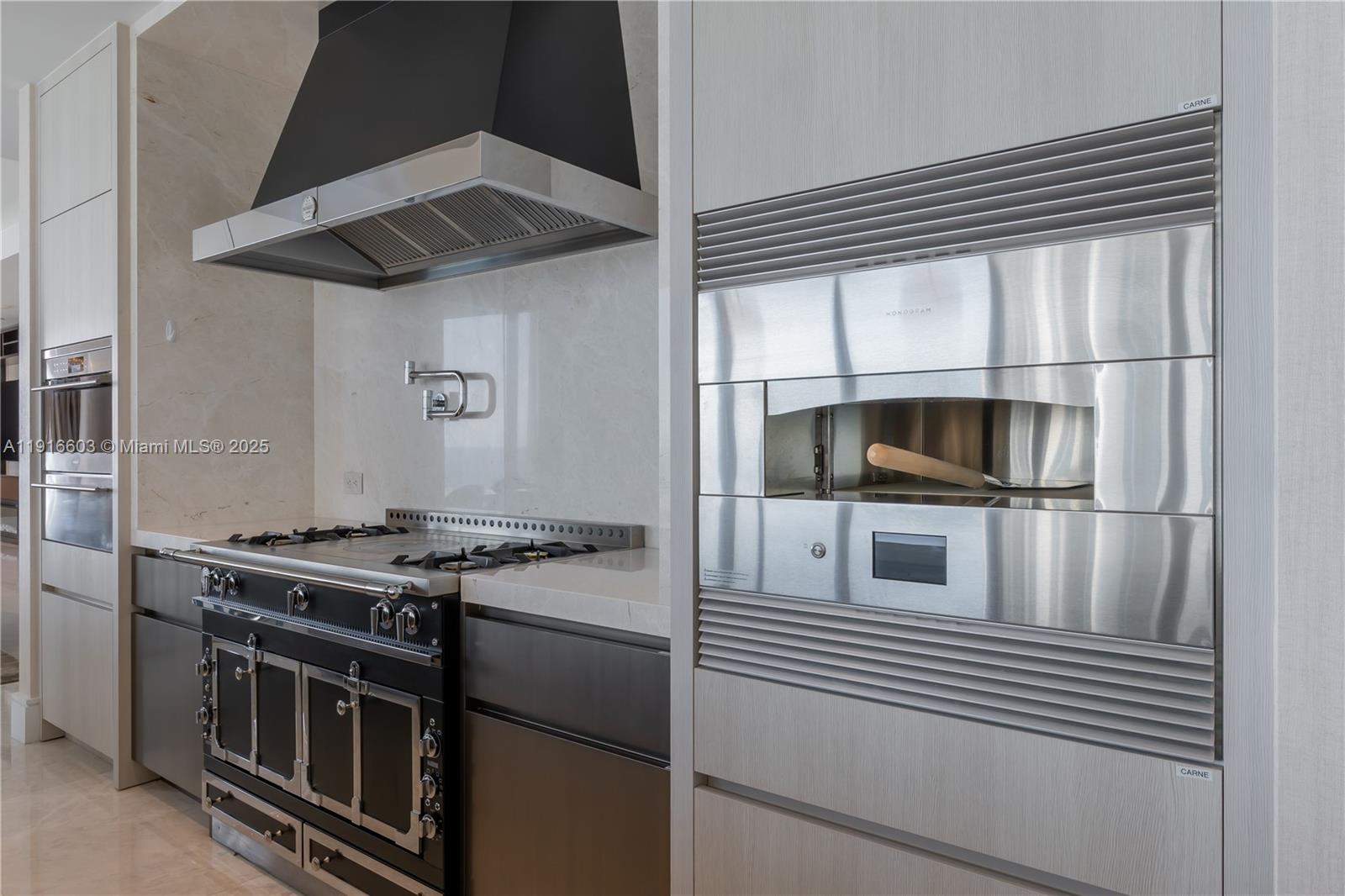 17975 Collins Ave #2402 Sunny Isles Beach, FL 33160