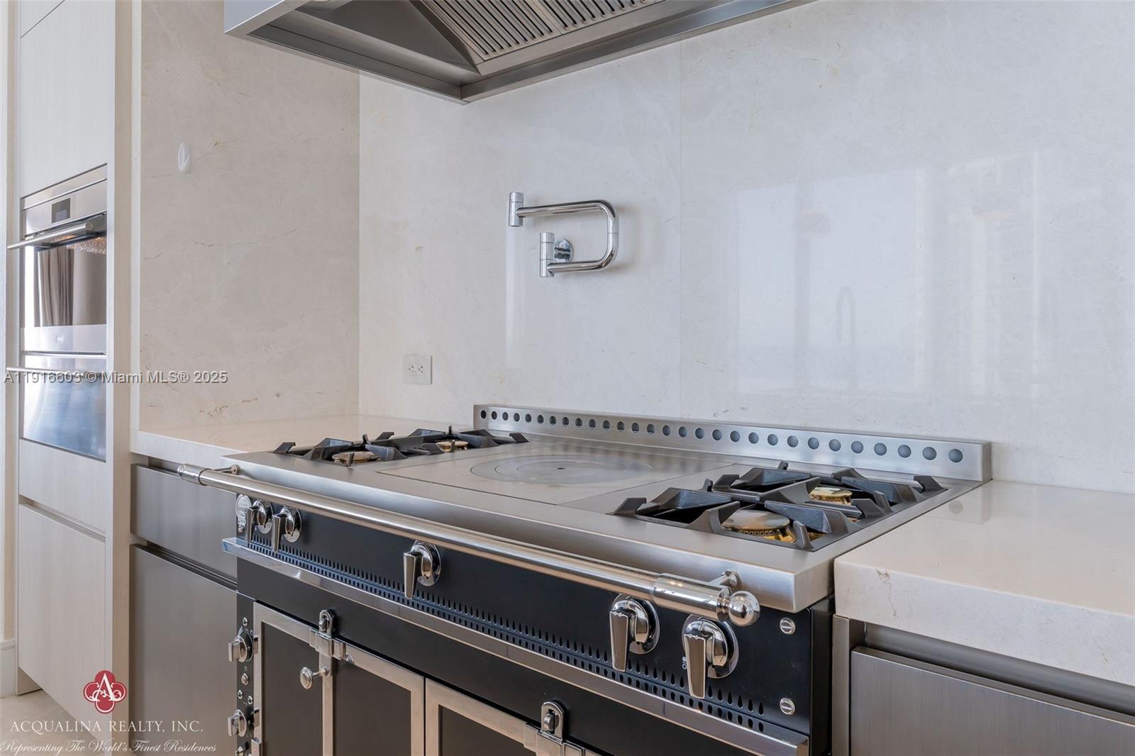 17975 Collins Ave #2402 Sunny Isles Beach, FL 33160