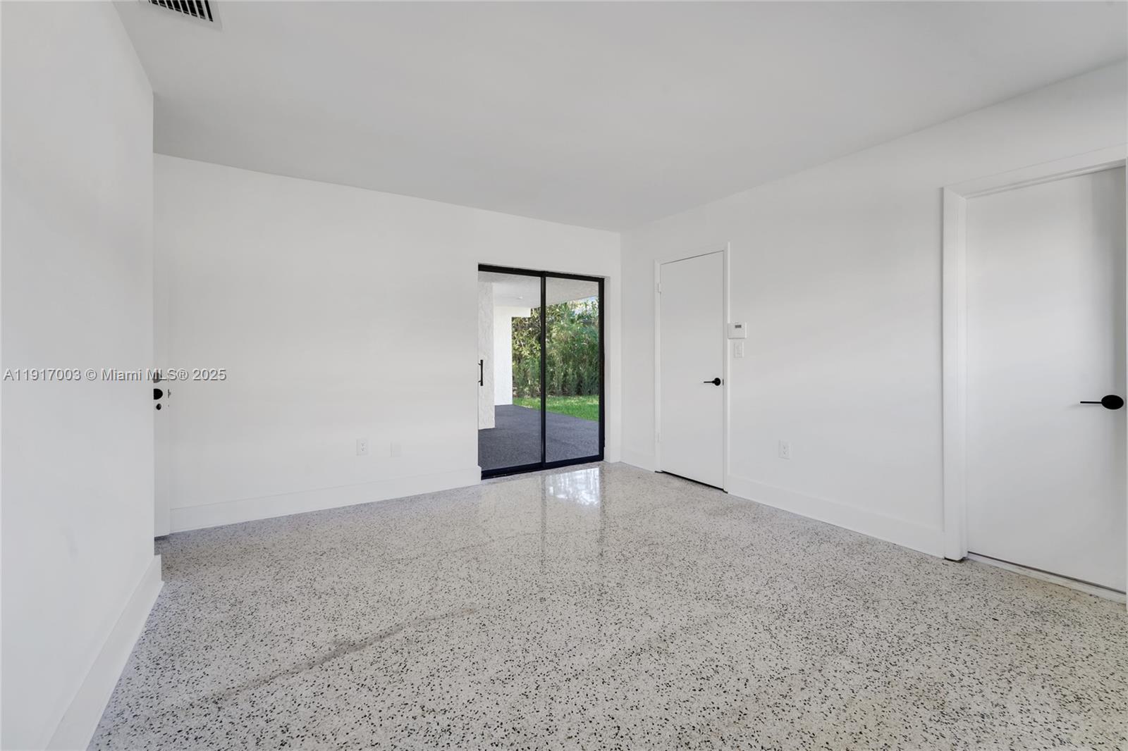 917 Surfside Blvd Surfside, FL 33154