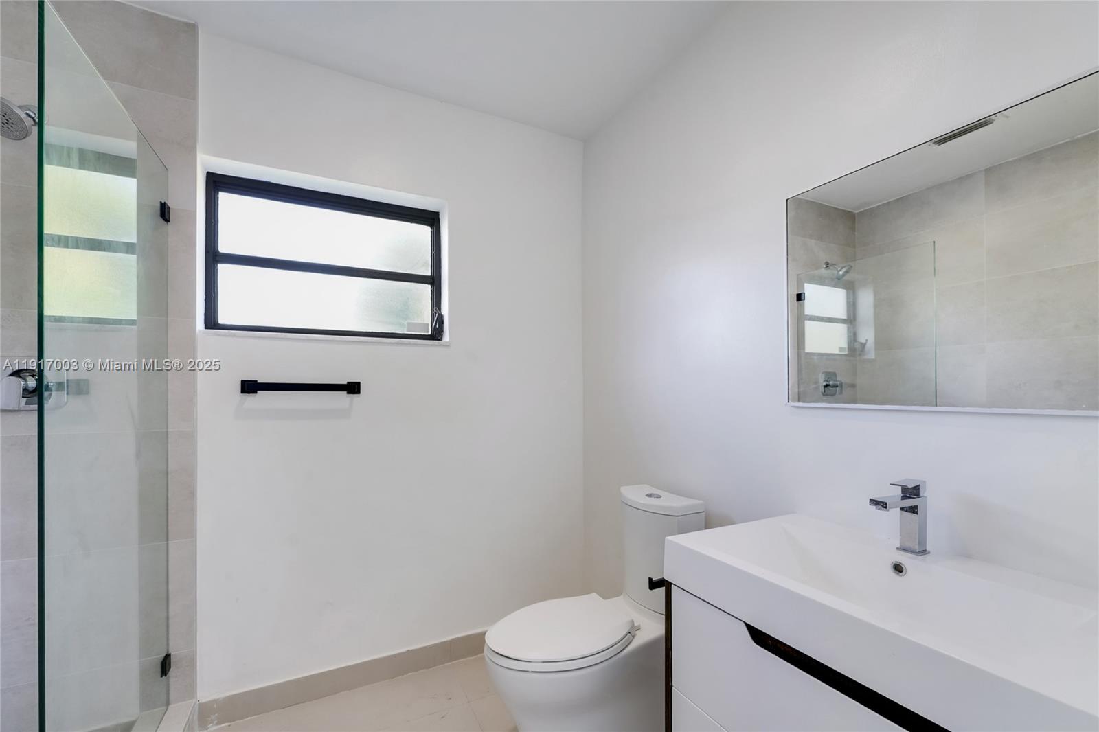 917 Surfside Blvd Surfside, FL 33154