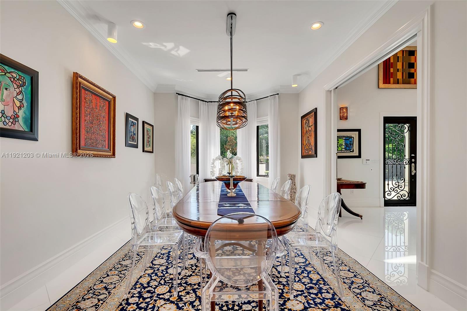 7400 SW 72nd Ct Miami, FL 33143