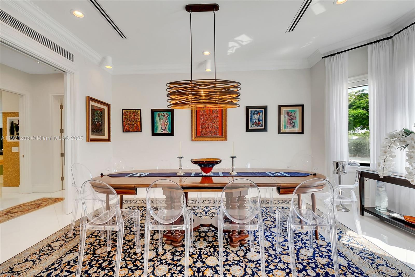 7400 SW 72nd Ct Miami, FL 33143