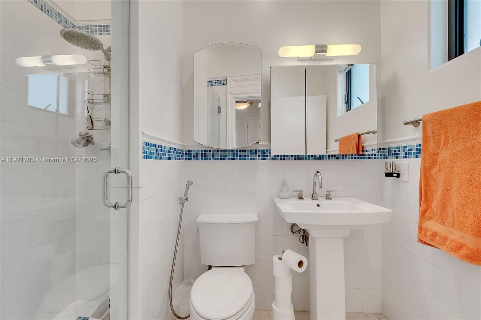 7400 SW 72nd Ct Miami, FL 33143