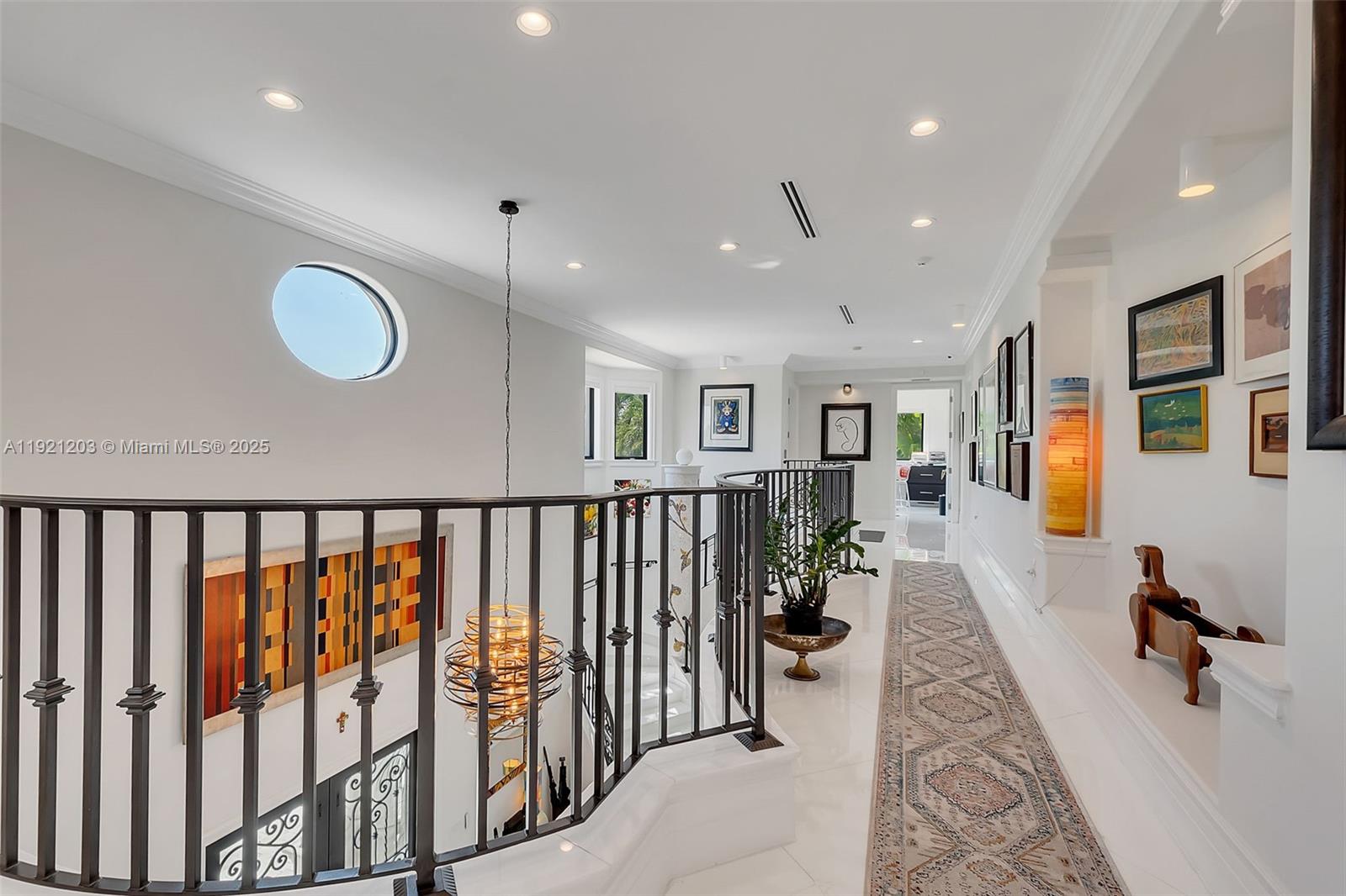 7400 SW 72nd Ct Miami, FL 33143