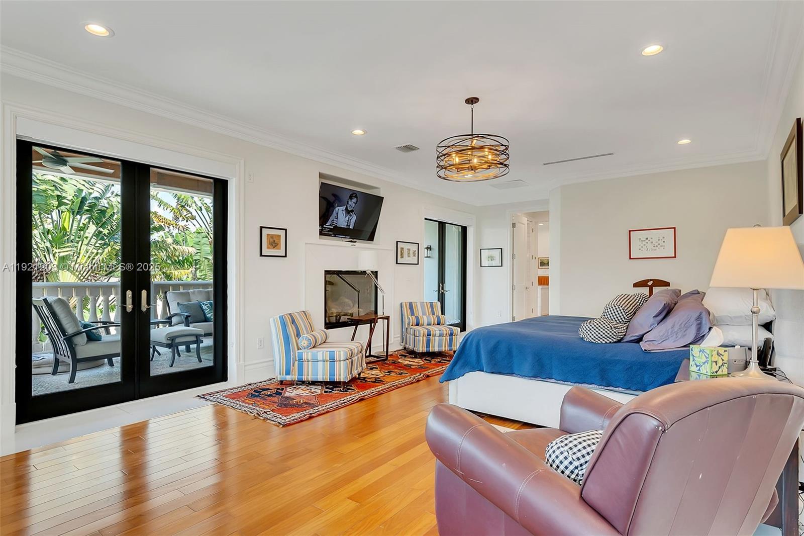 7400 SW 72nd Ct Miami, FL 33143